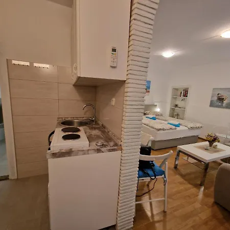 Limona Apartment